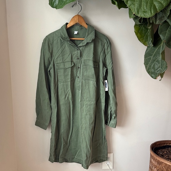 Old Navy Matcha Green Faded Twill Relaxed Above Knee Long Sleeve Shirt Dress - Picture 2 of 3